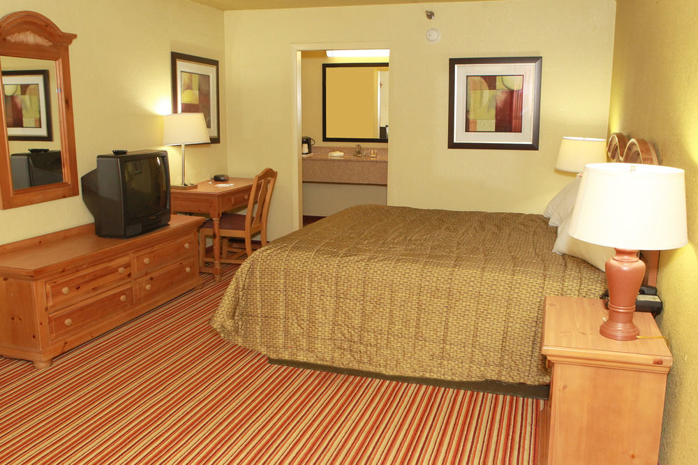 Suite Dreams Hotel Mattoon Ngoại thất bức ảnh