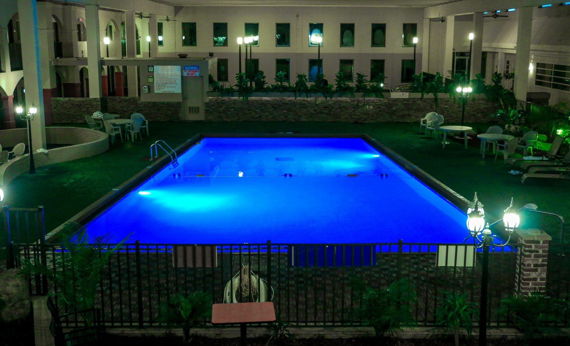 Suite Dreams Hotel Mattoon Ngoại thất bức ảnh
